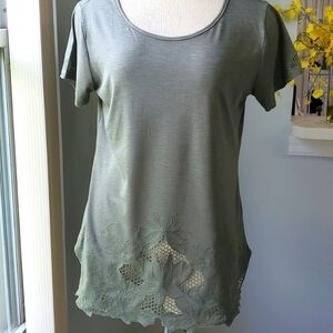 ADIVA,‎ moss green woman's top, pull on. Cut outs and embroidery. Size medium.